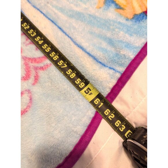 Disney 2017 Frozen Elsa and Anna Plush Fleece Blanket 62X45 - Picture 8 of 10